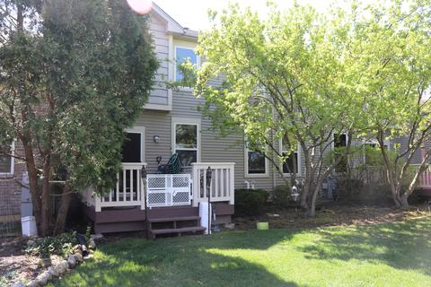 989 Oak Ridge Blvd, Elgin, IL 60120 photo 18