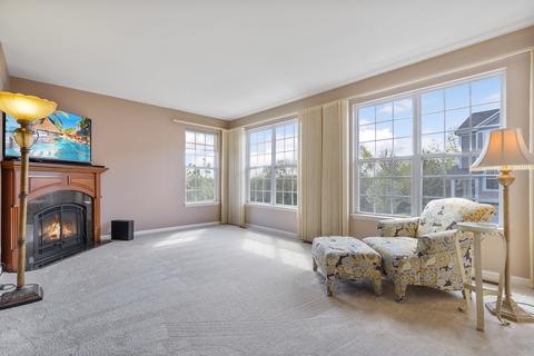 534 Declaration Ln, Aurora, IL 60502 photo 8