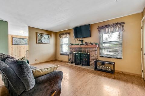 853 Walnut Ct, Marengo, IL 60152 photo 12