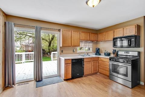853 Walnut Ct, Marengo, IL 60152 photo 9