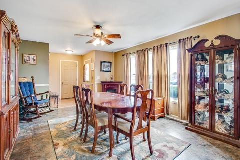 853 Walnut Ct, Marengo, IL 60152 photo 6