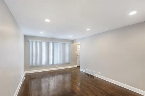 1745 E 83rd St, Chicago, IL 60617 photo 2