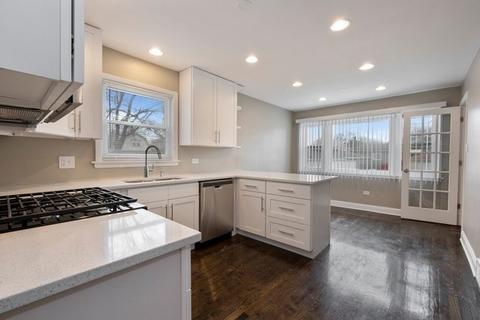 1745 E 83rd St, Chicago, IL 60617 photo 4