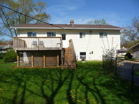 1425 Jefferson Rd, Hoffman Estates, IL 60169 photo 3