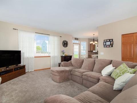 1802 Baring Ridge Dr, Plainfield, IL 60586 photo 6