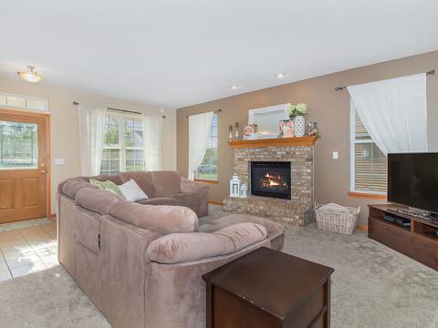 1802 Baring Ridge Dr, Plainfield, IL 60586 photo 4