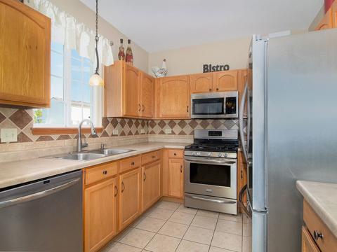 1802 Baring Ridge Dr, Plainfield, IL 60586 photo 9