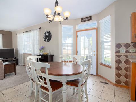 1802 Baring Ridge Dr, Plainfield, IL 60586 photo 8