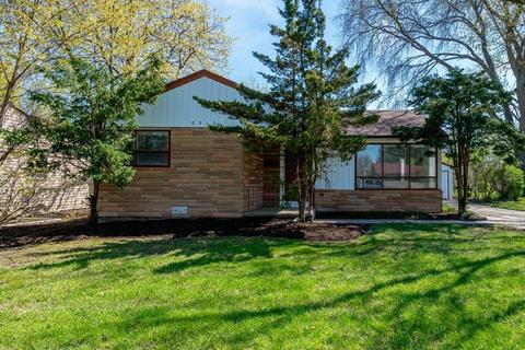 2313 Saint James St, Rolling Meadows, IL 60008 photo 2