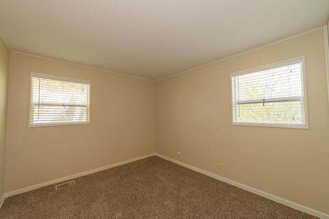 2313 Saint James St, Rolling Meadows, IL 60008 photo 14