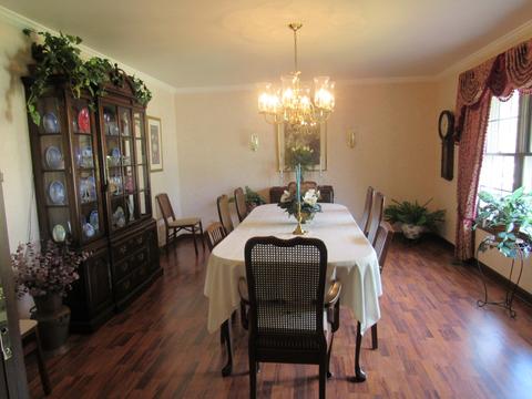 555 Avondale Ln, Hoffman Estates, IL 60169 photo 20