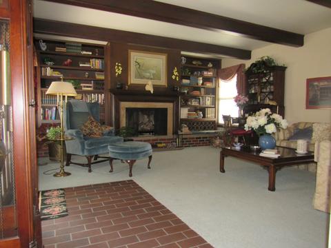 555 Avondale Ln, Hoffman Estates, IL 60169 photo 26