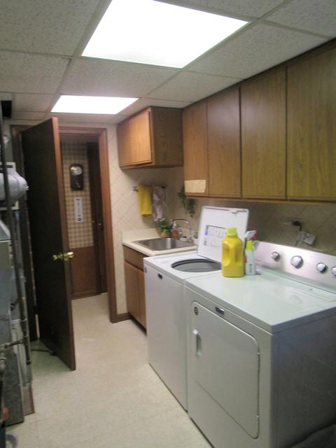 555 Avondale Ln, Hoffman Estates, IL 60169 photo 29
