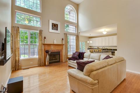 1633 Acorn Dr, Hoffman Estates, IL 60192 photo 13