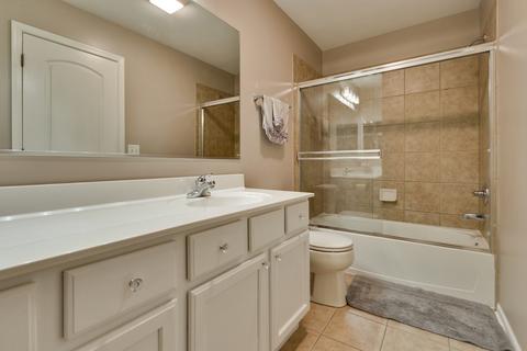 1633 Acorn Dr, Hoffman Estates, IL 60192 photo 24