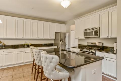 1633 Acorn Dr, Hoffman Estates, IL 60192 photo 15