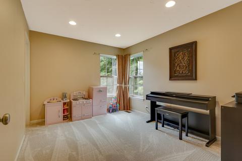 1633 Acorn Dr, Hoffman Estates, IL 60192 photo 25