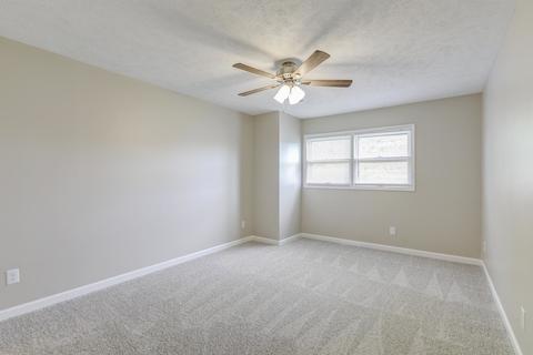 1713 King Dr #B, Normal, IL 61761 photo 13