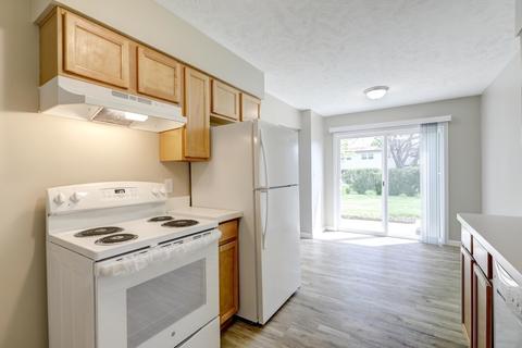 1713 King Dr #B, Normal, IL 61761 photo 11