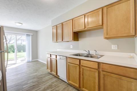 1713 King Dr #B, Normal, IL 61761 photo 10
