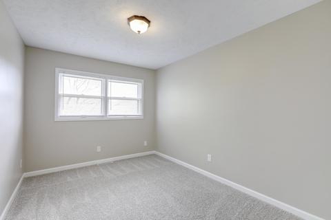 1713 King Dr #B, Normal, IL 61761 photo 15