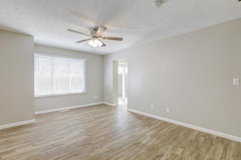 1713 King Dr #B, Normal, IL 61761 photo 5