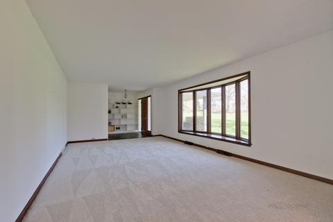 151 E Hillside Rd, Barrington, IL 60010 photo 14