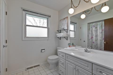 151 E Hillside Rd, Barrington, IL 60010 photo 21