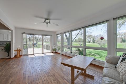 151 E Hillside Rd, Barrington, IL 60010 photo 6