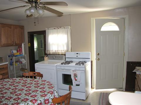 345 E Lincoln St, Bloomington, IL 61701 photo 22