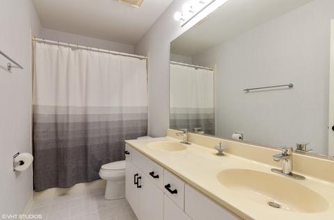 830 Roaring Brook Ln, Algonquin, IL 60102 photo 16