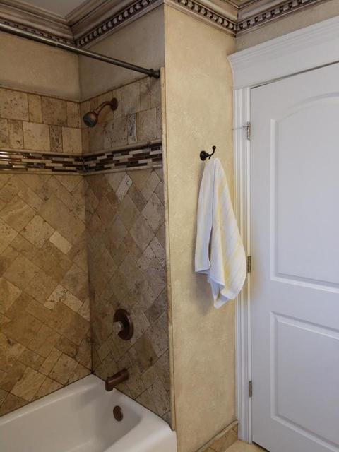 7504 W Douglas Ave, Summit, IL 60501 photo 10