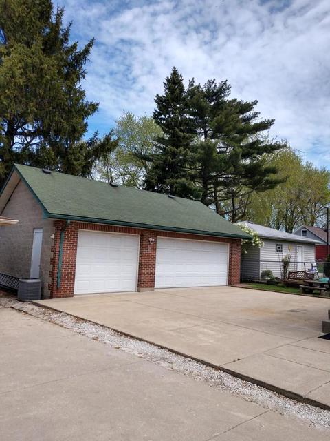 7504 W Douglas Ave, Summit, IL 60501 photo 8