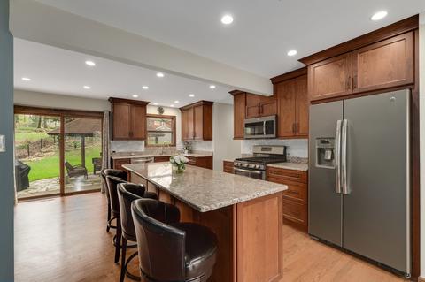 16 E Division St, Lemont, IL 60439 photo 4