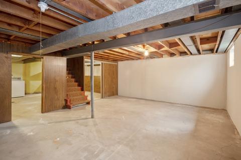 912 S Maple St, Mount Prospect, IL 60056 photo 18