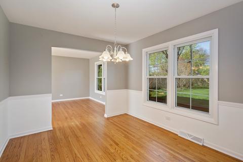 912 S Maple St, Mount Prospect, IL 60056 photo 5