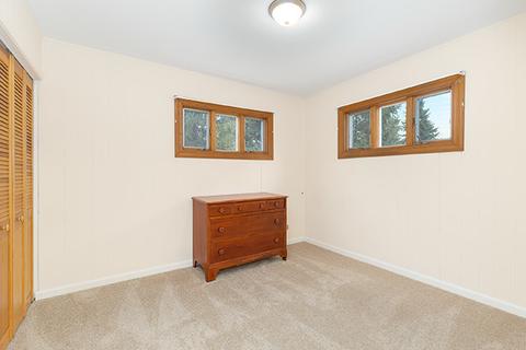 1045 Aspen St, Hoffman Estates, IL 60169 photo 23