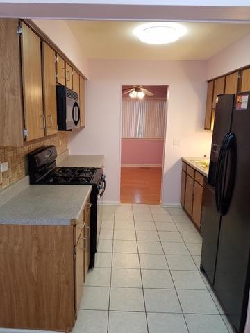1604 Bow Trl, Wheeling, IL 60090 photo 4