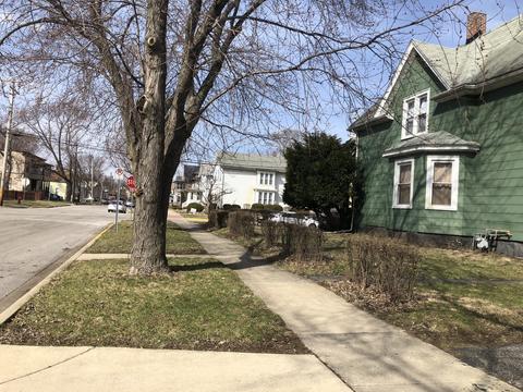 303 Evans Ave, Aurora, IL 60505 photo 4