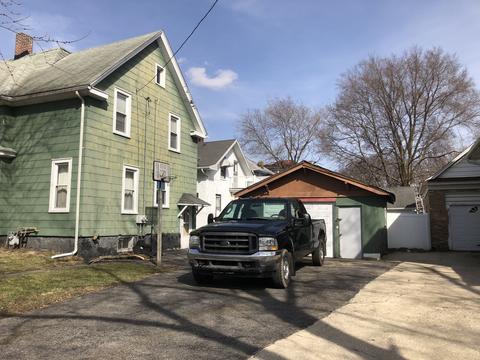 303 Evans Ave, Aurora, IL 60505 photo 2