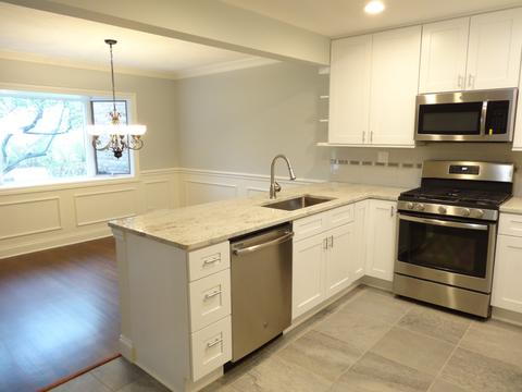 1765 Pebble Beach Dr, Hoffman Estates, IL 60169 photo 3