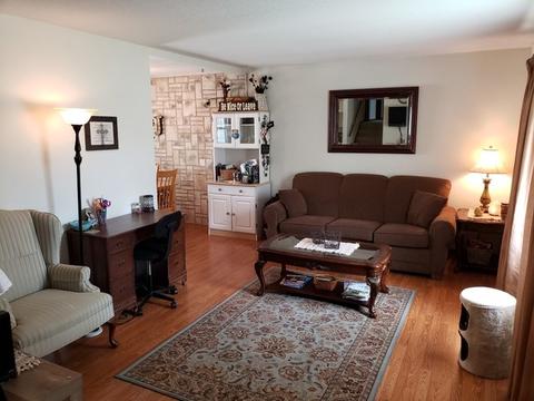 1306 E 18th St, Sterling, IL 61081 photo 2