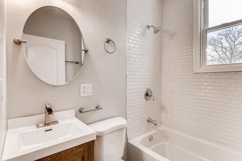 1312 E 71st Pl, Chicago, IL 60619 photo 16