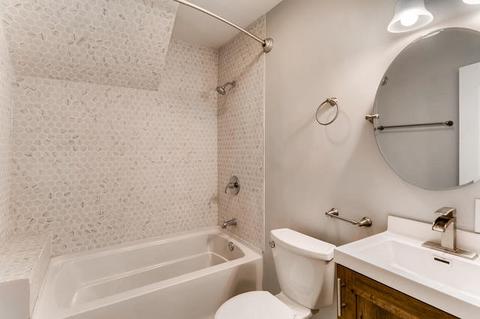 1312 E 71st Pl, Chicago, IL 60619 photo 11