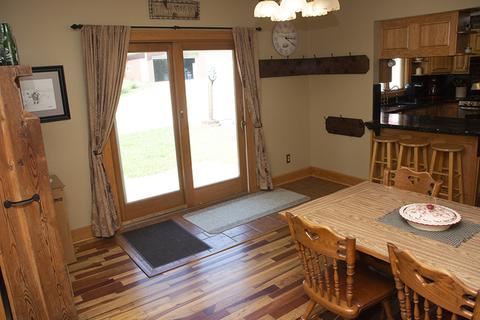 17384 Crosby Rd, Morrison, IL 61270 photo 4