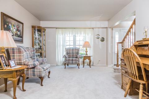 394 Wildberry Ln, Bartlett, IL 60103 photo 6
