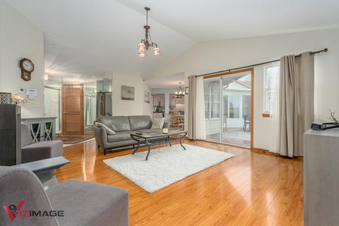 21303 Silktree Cir, Plainfield, IL 60544 photo 2
