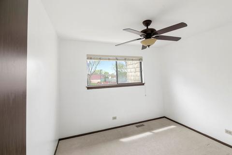 1654 Tahoe Circle Dr, Wheeling, IL 60090 photo 24