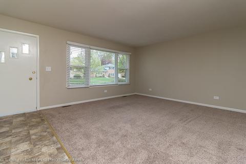 1441 Marcy Ln, Wheeling, IL 60090 photo 5