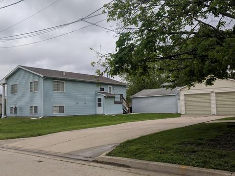 1004 Emeline St, Normal, IL 61761 photo 2